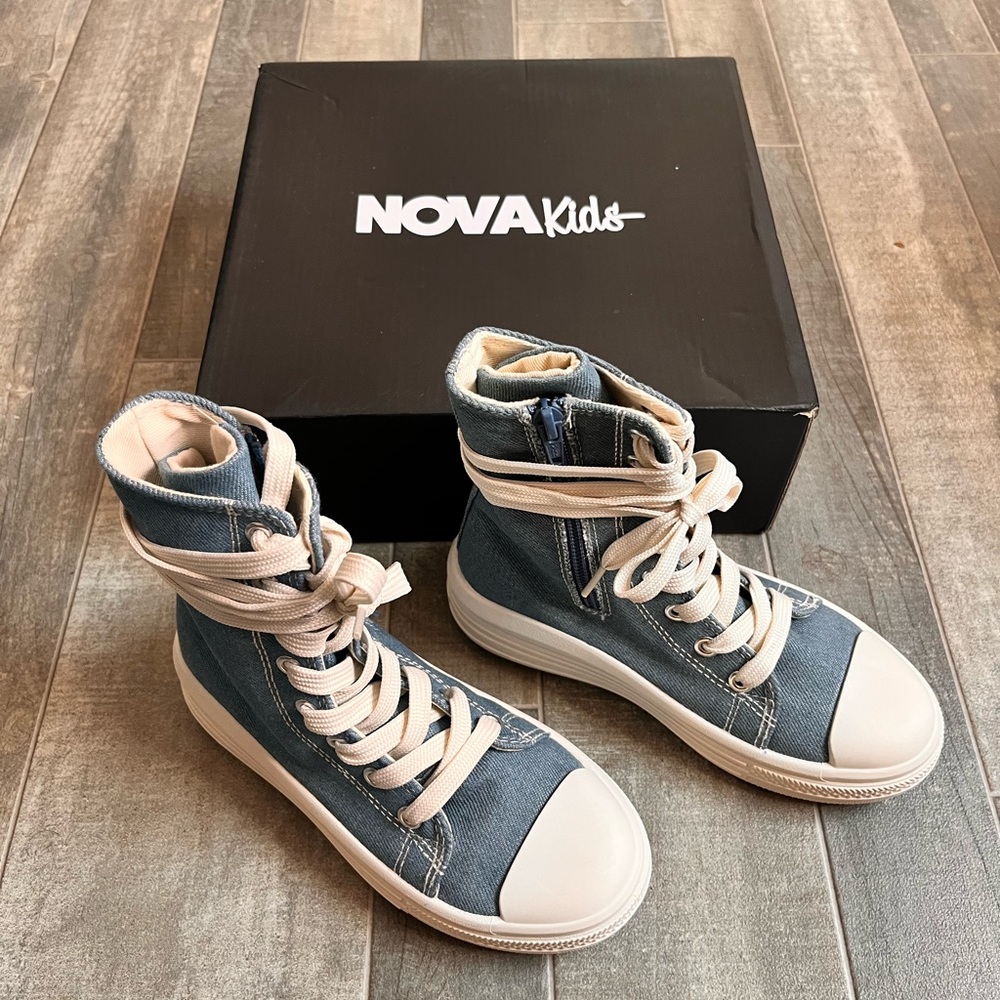 NEW Nova Kids Jean Sneakers 13C